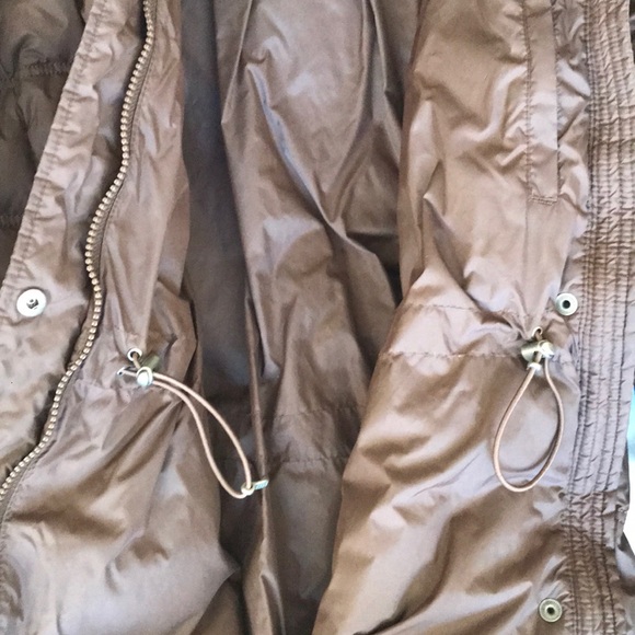 Like NEW Winter jacket. Goose down - Picture 7 of 8